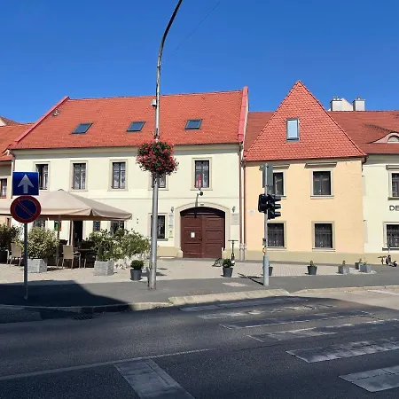 44 Apartment